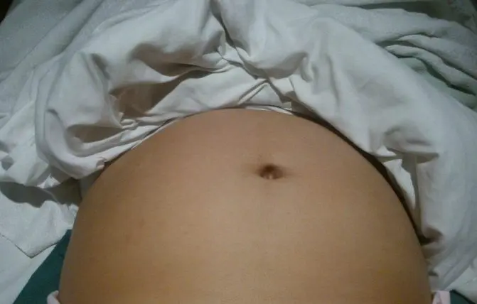 pancione di donna in ospedale
