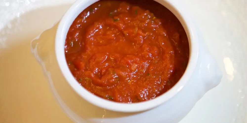 Salsa di pomodoro al basilico